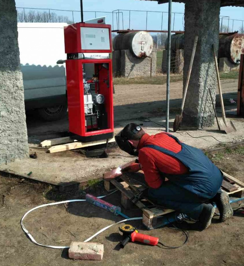 Обслуживание топливозаправочной колонки